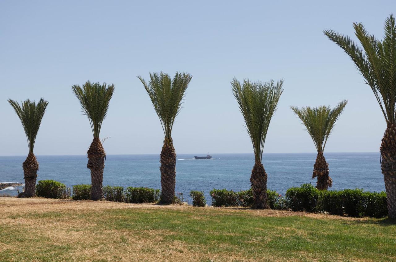 Atlantica Akteon Aparthotel