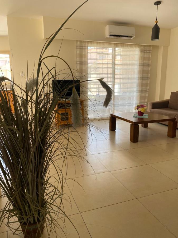 Apartment Elysia Park Pool View Paphos