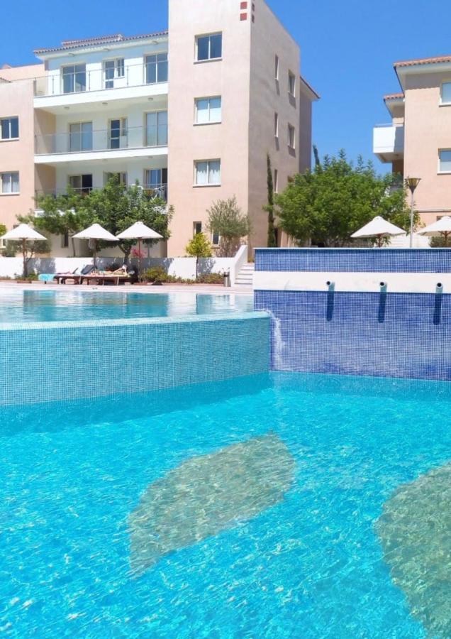 Apartment Elysia Park Pool View Paphos