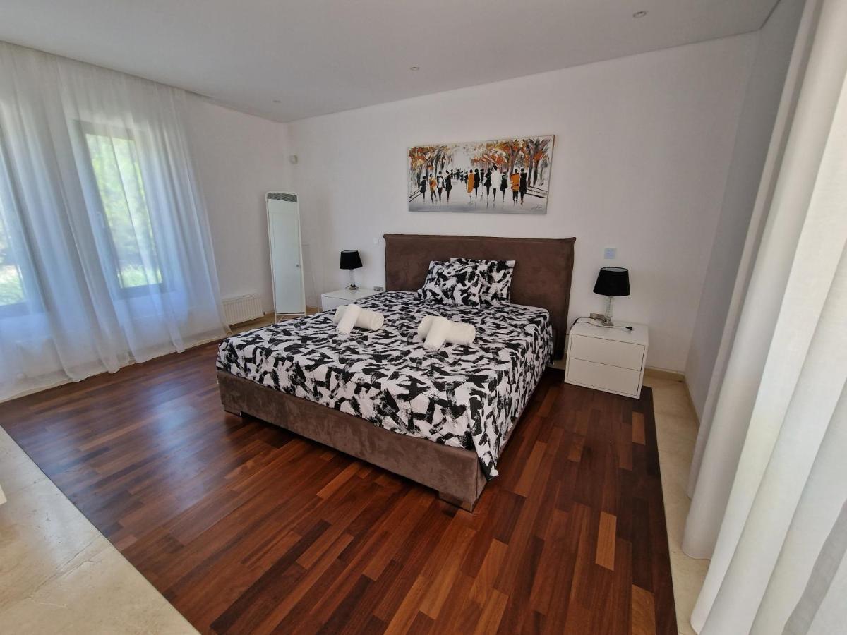 The Family Nest In Cyprus Villa *