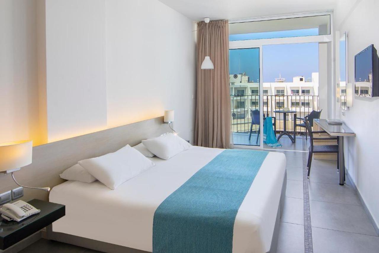 Mayfair Gardens Hotel 3*
