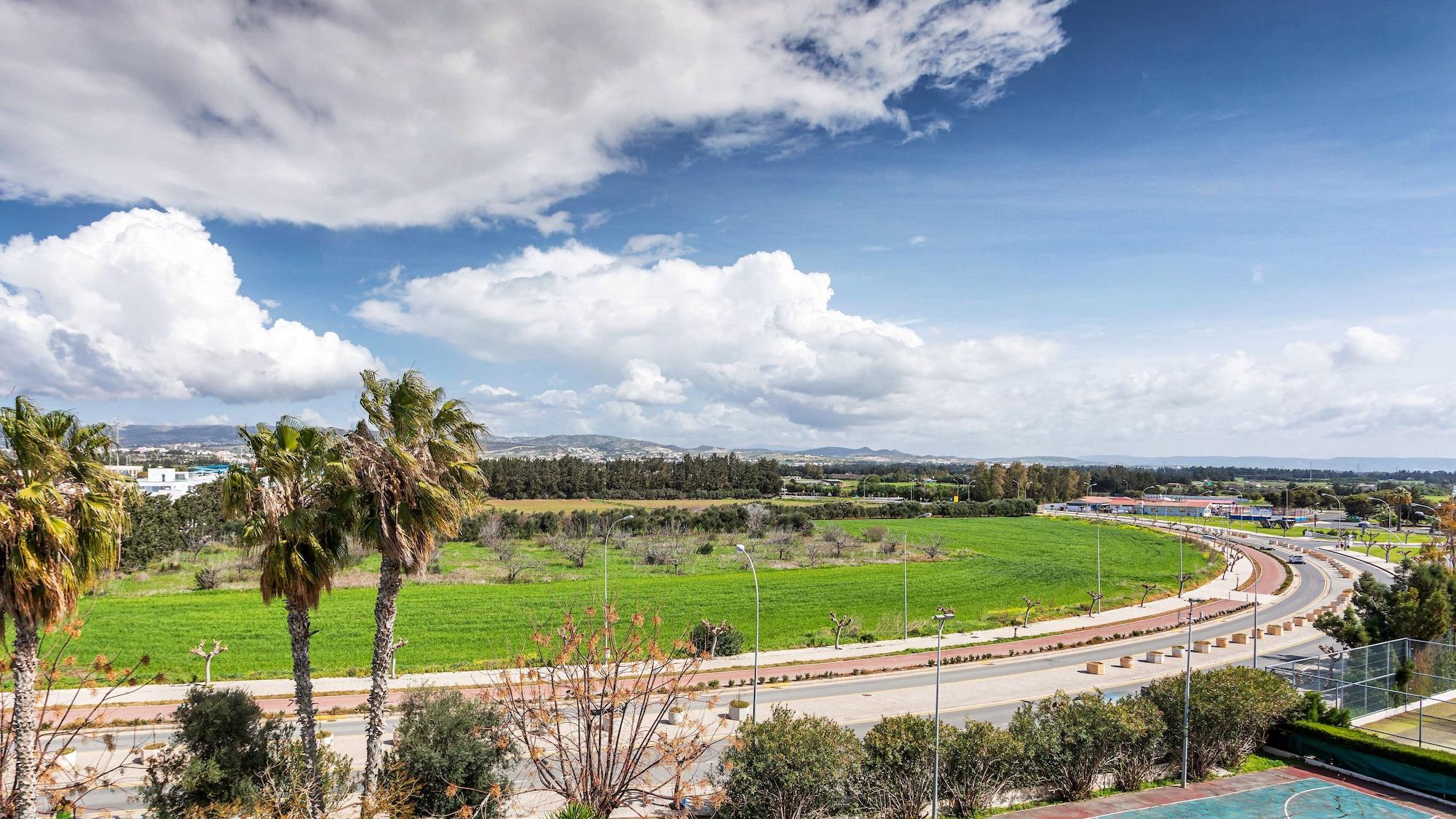 Louis Phaethon Resort 4*