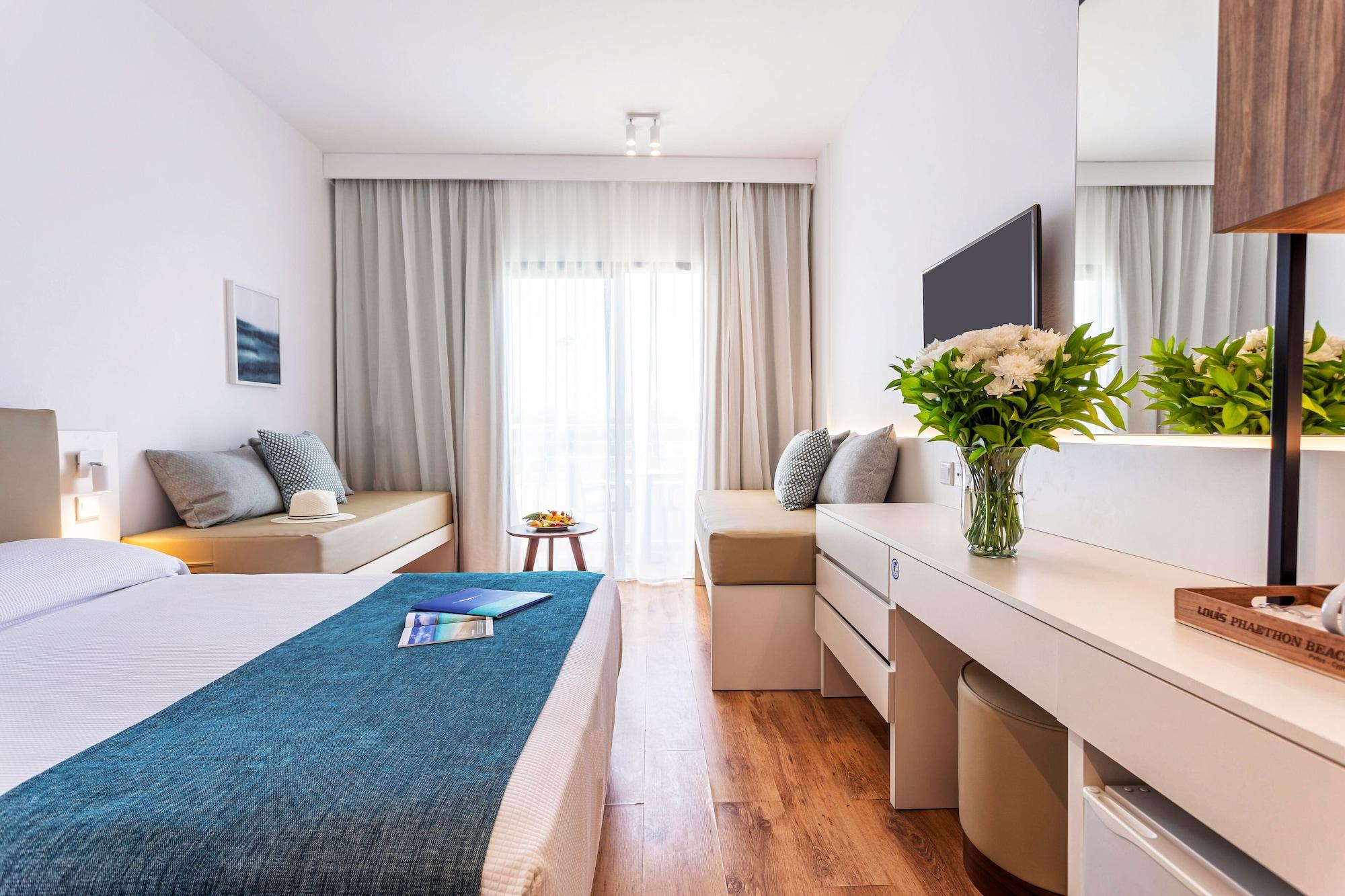 Louis Phaethon Resort 4*