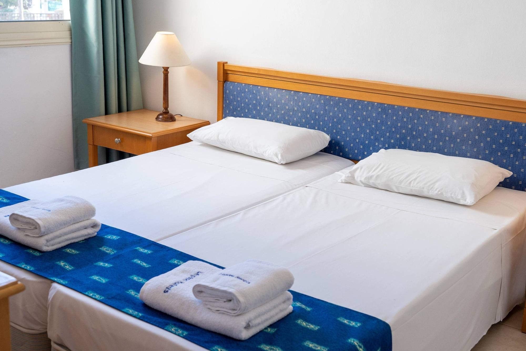 Aparthotel Gardens Holiday 3*