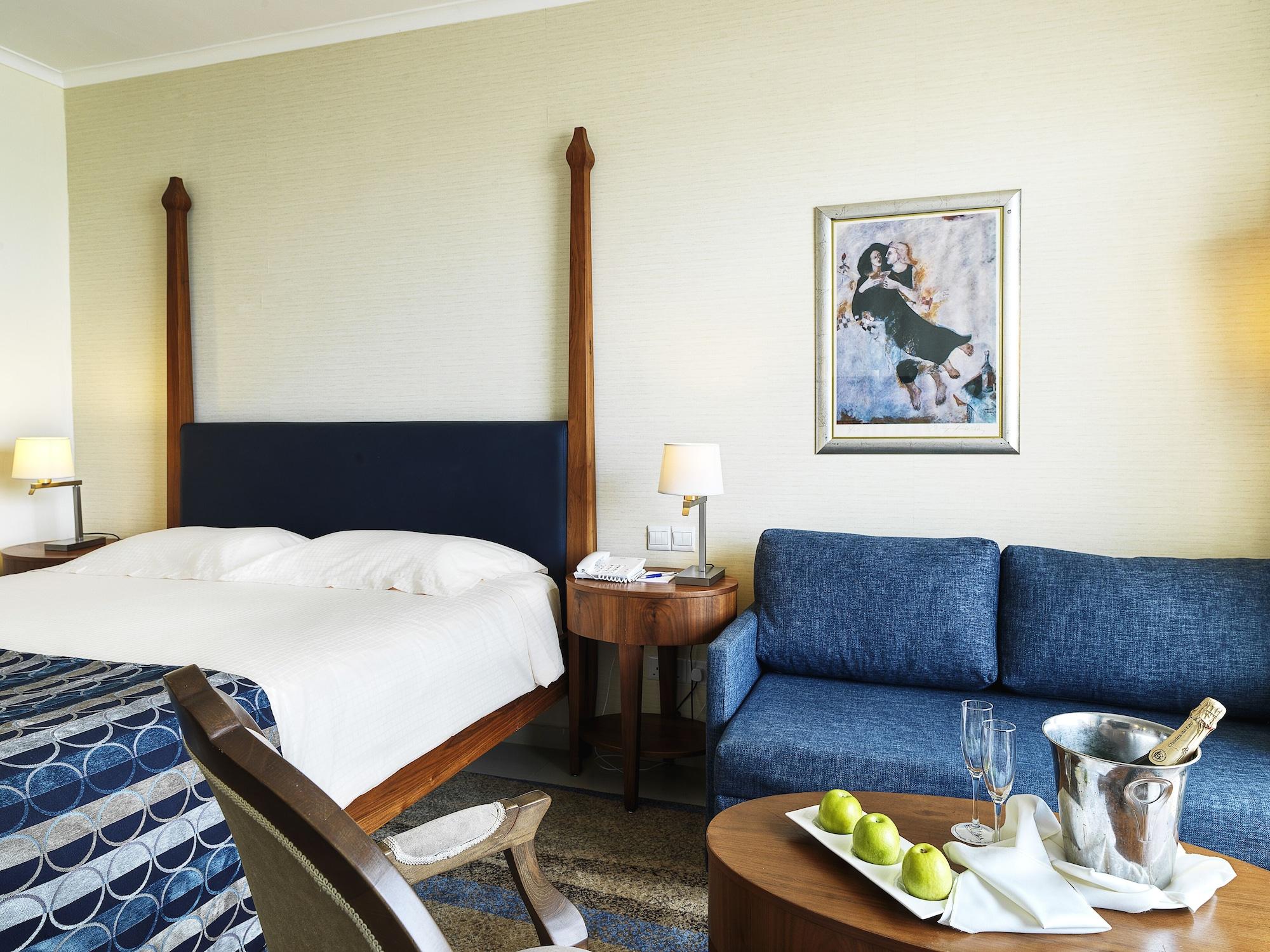 Hotel Alexander The Great Beach 4*