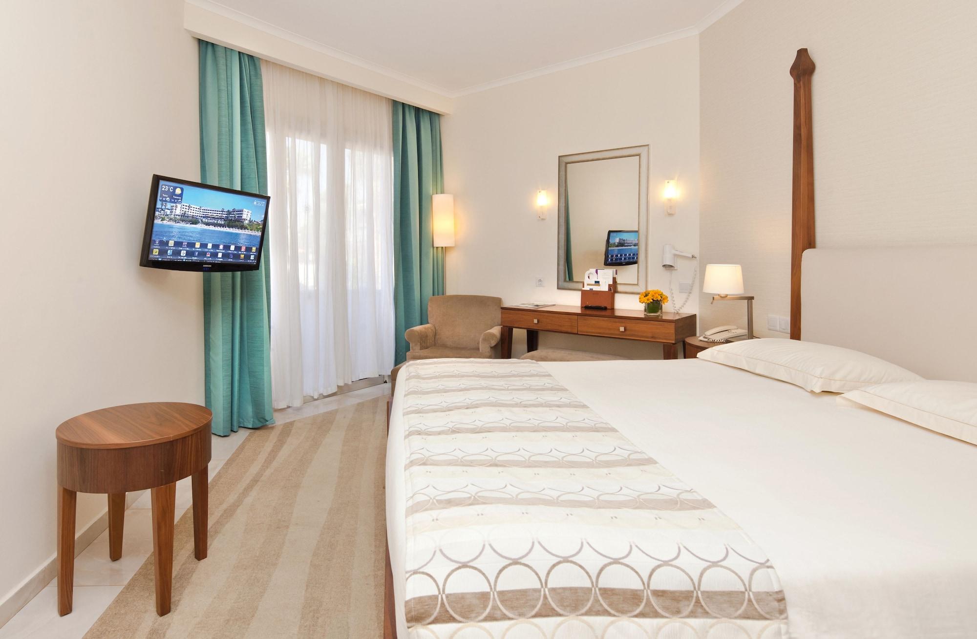 Alexander The Great Beach 4* Paphos