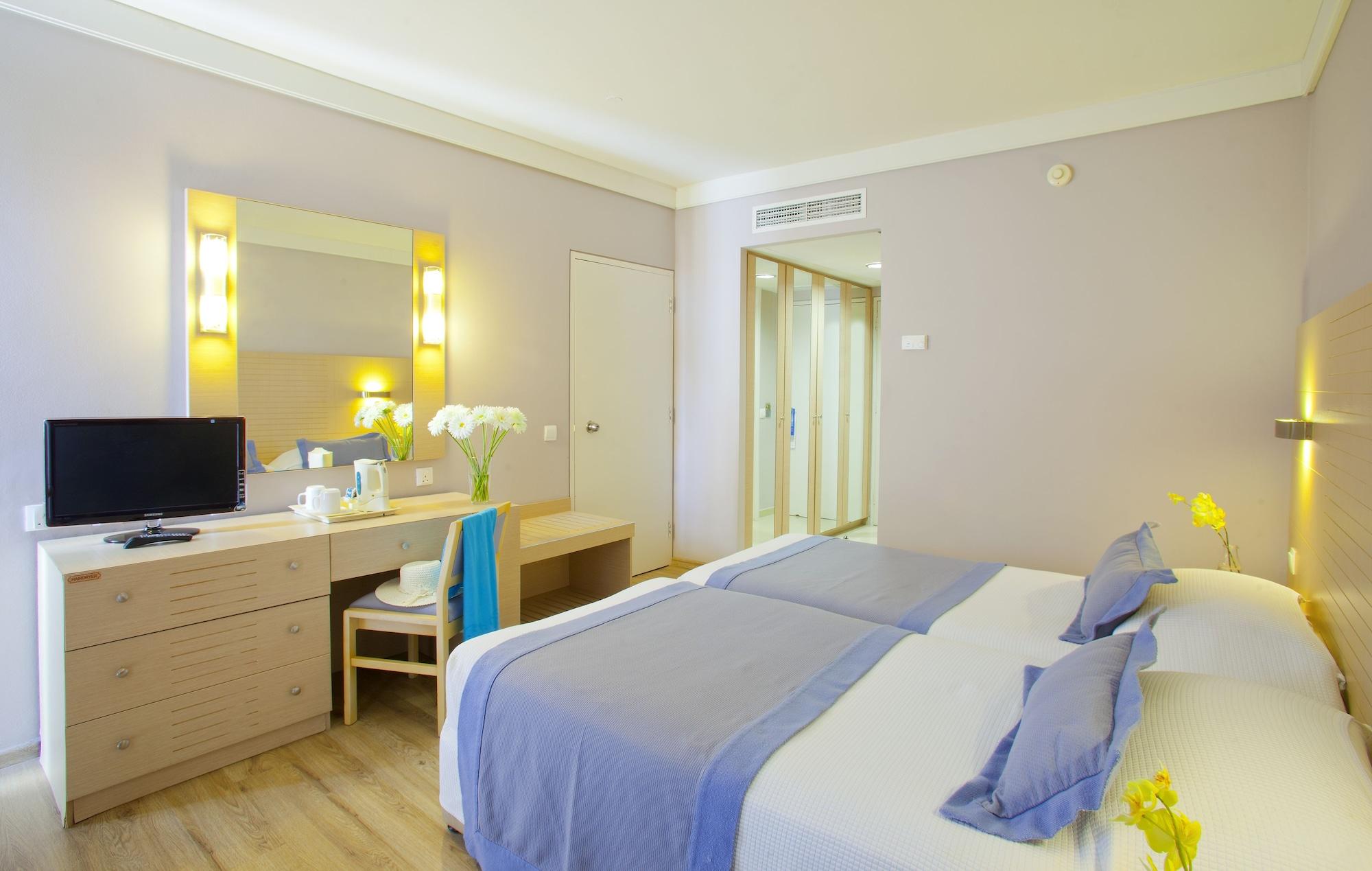 Hotel Louis Ledra 4*