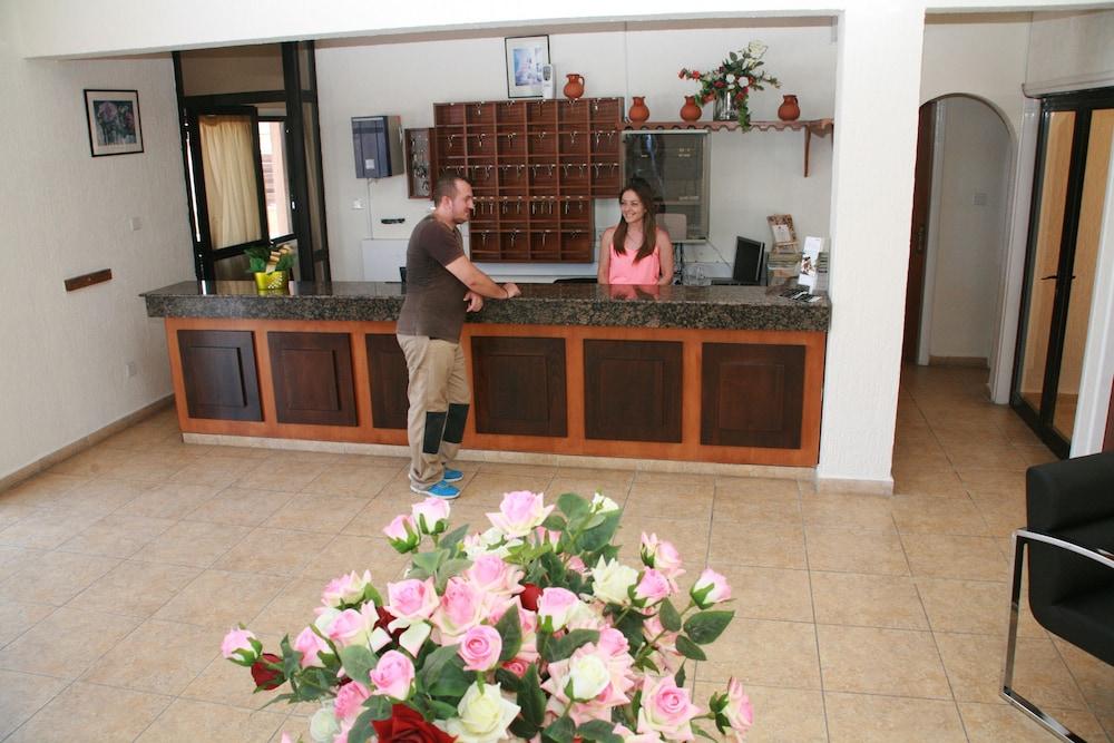 New York Plaza Aparthotel Paphos