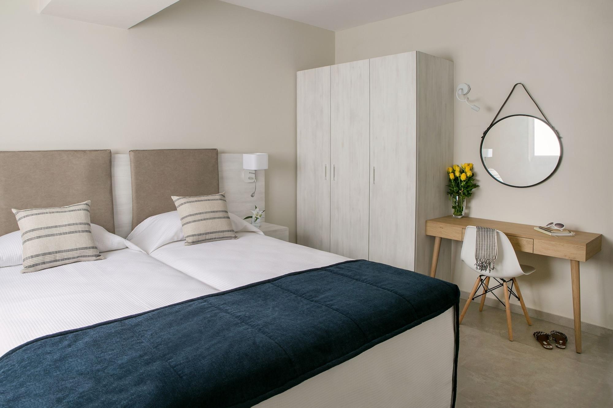 Louis Paphos Breeze Hotel