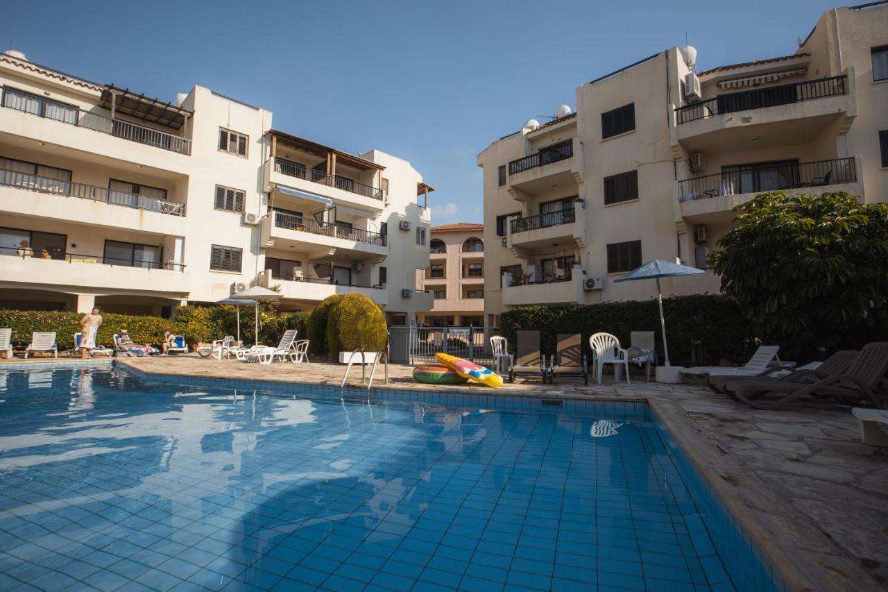 Alexis - Modern 2-bedroom With Swimming Pool Apartamento