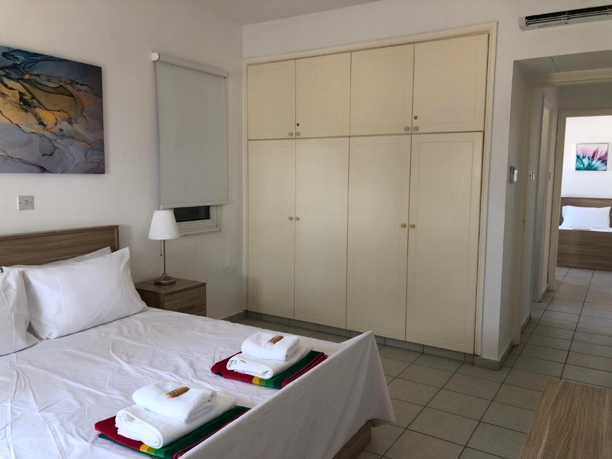Kings Palace - Spacious 2-bed With Sea Views And Large Patio * Paphos