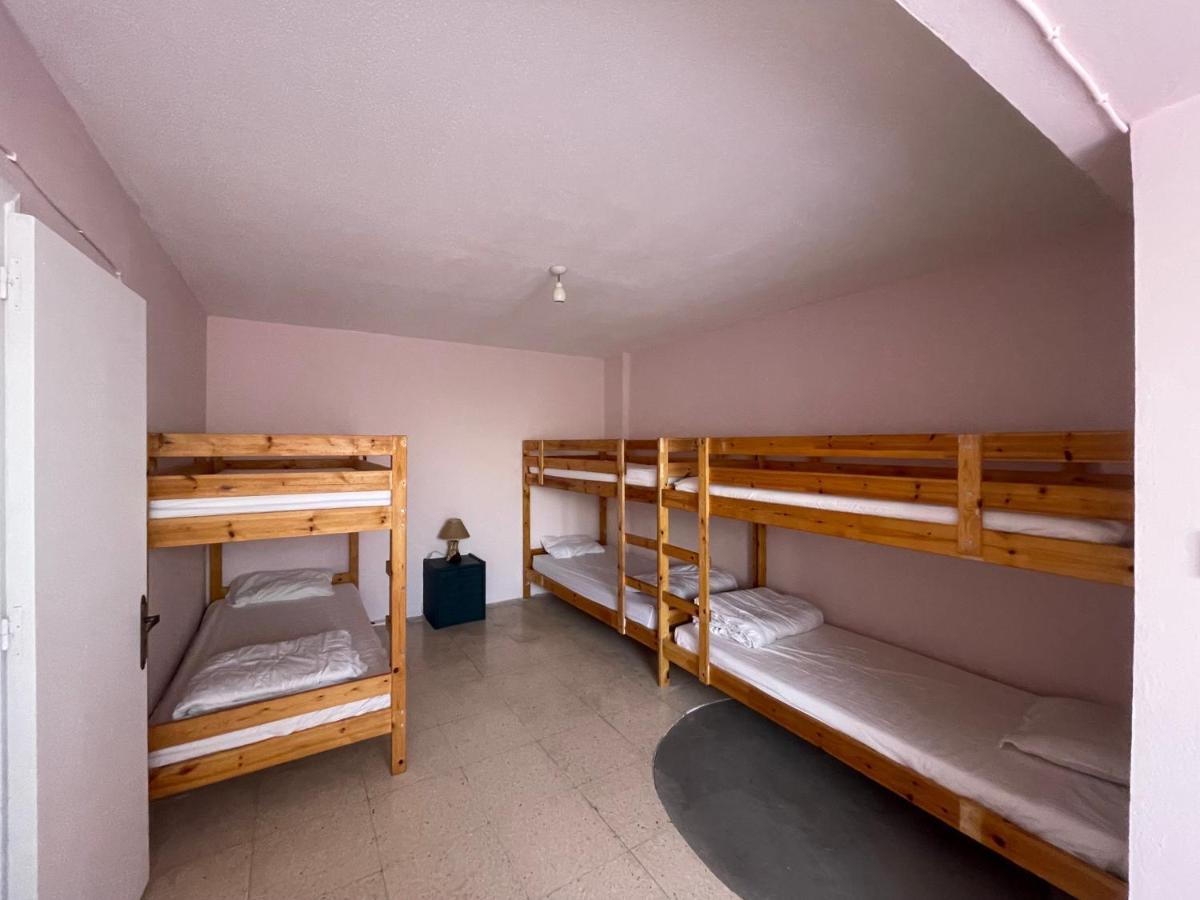 Albergue Marina *