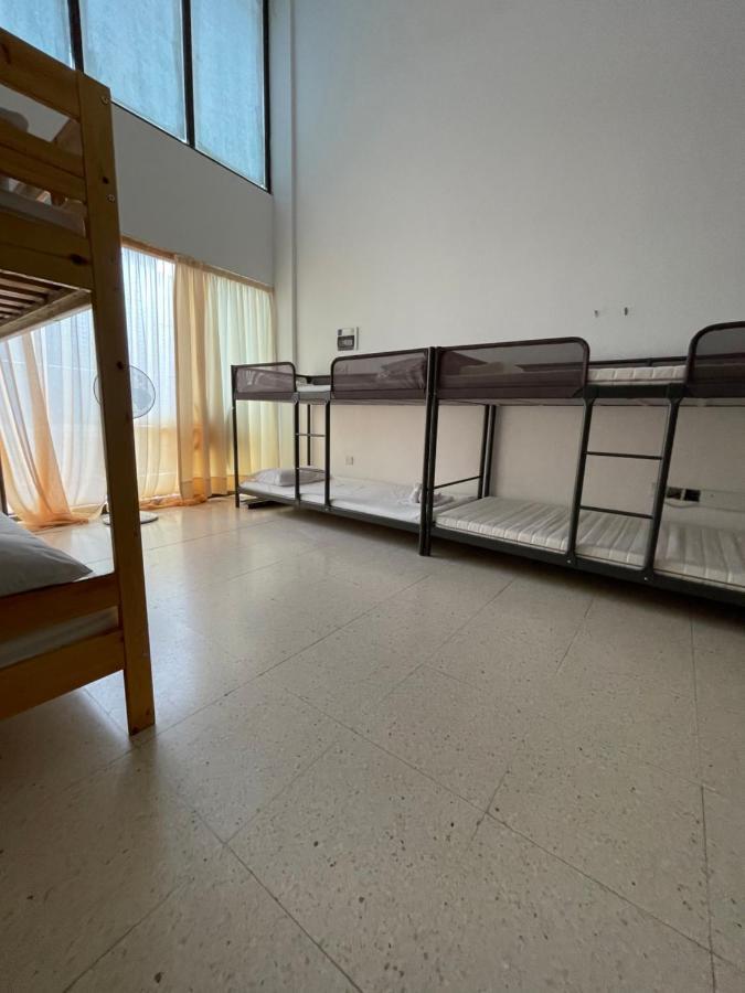 Marina Albergue Paphos
