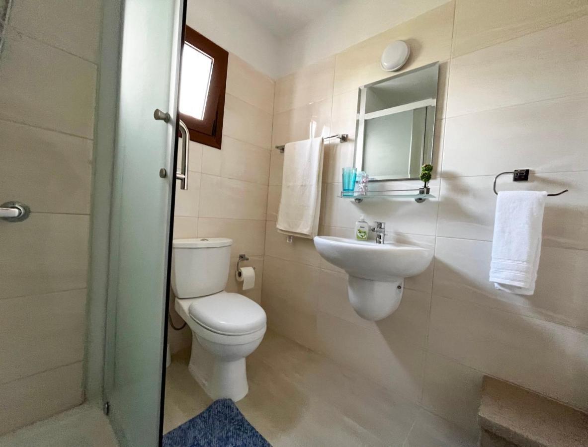 Modern Only 300m From Famous Venus Paphos