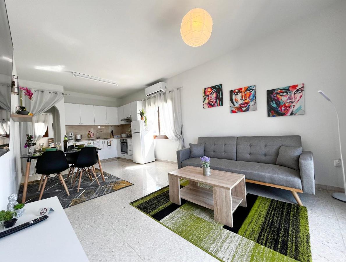 Modern Only 300m From Famous Venus * Paphos