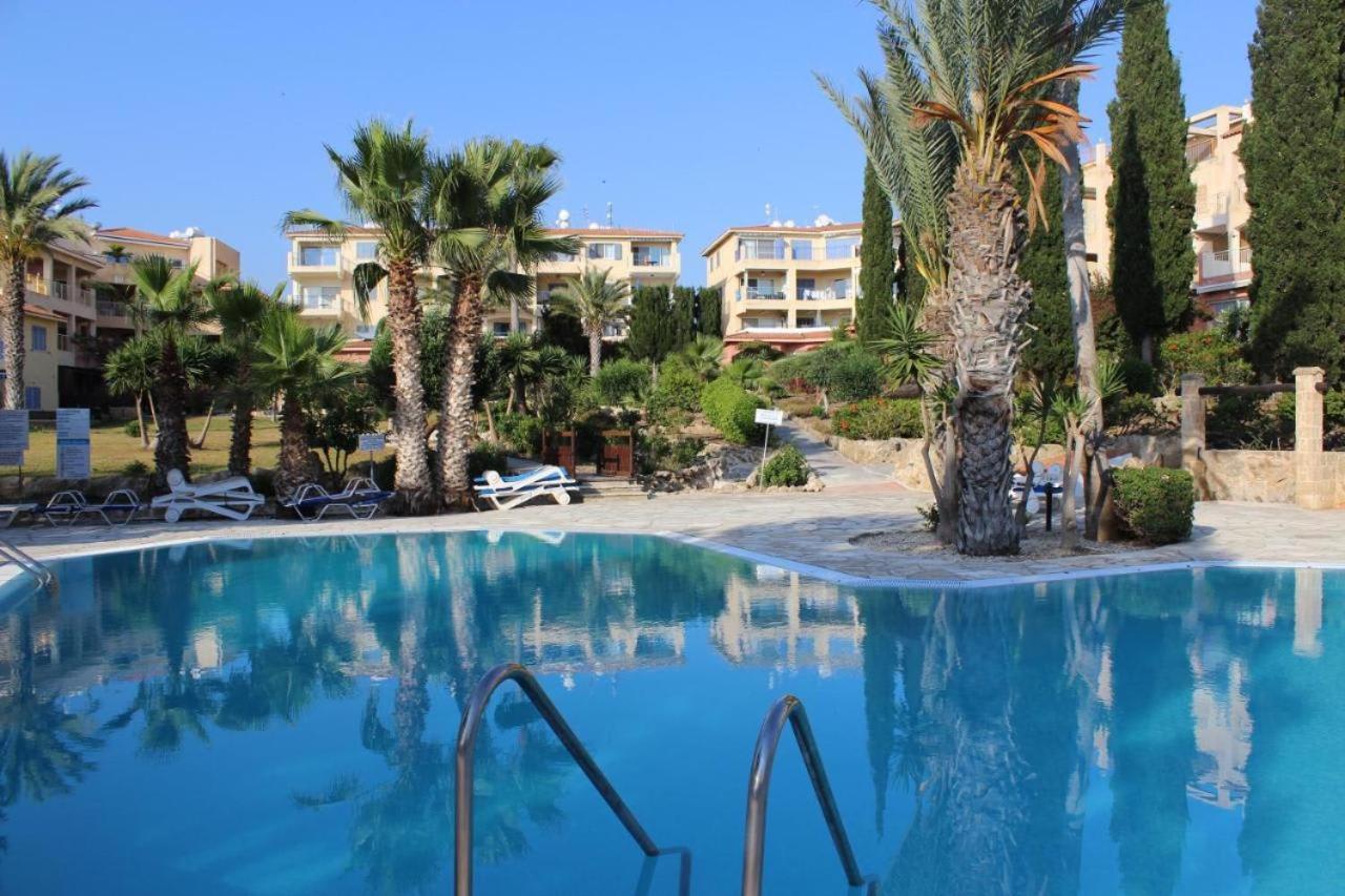 Apartment Regina Gardens - Stylish Modern 1 Bedroom Paphos