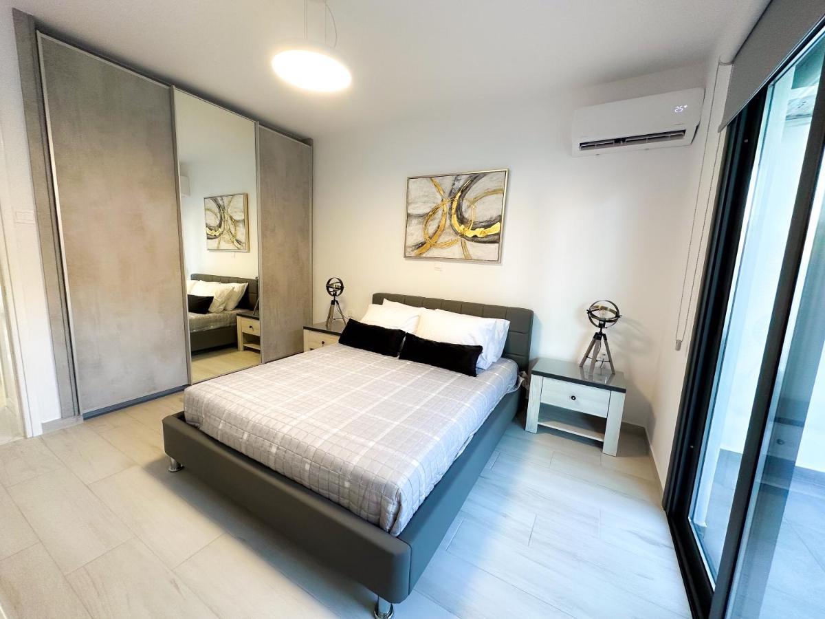 Apartment Luxury Garden Paphos