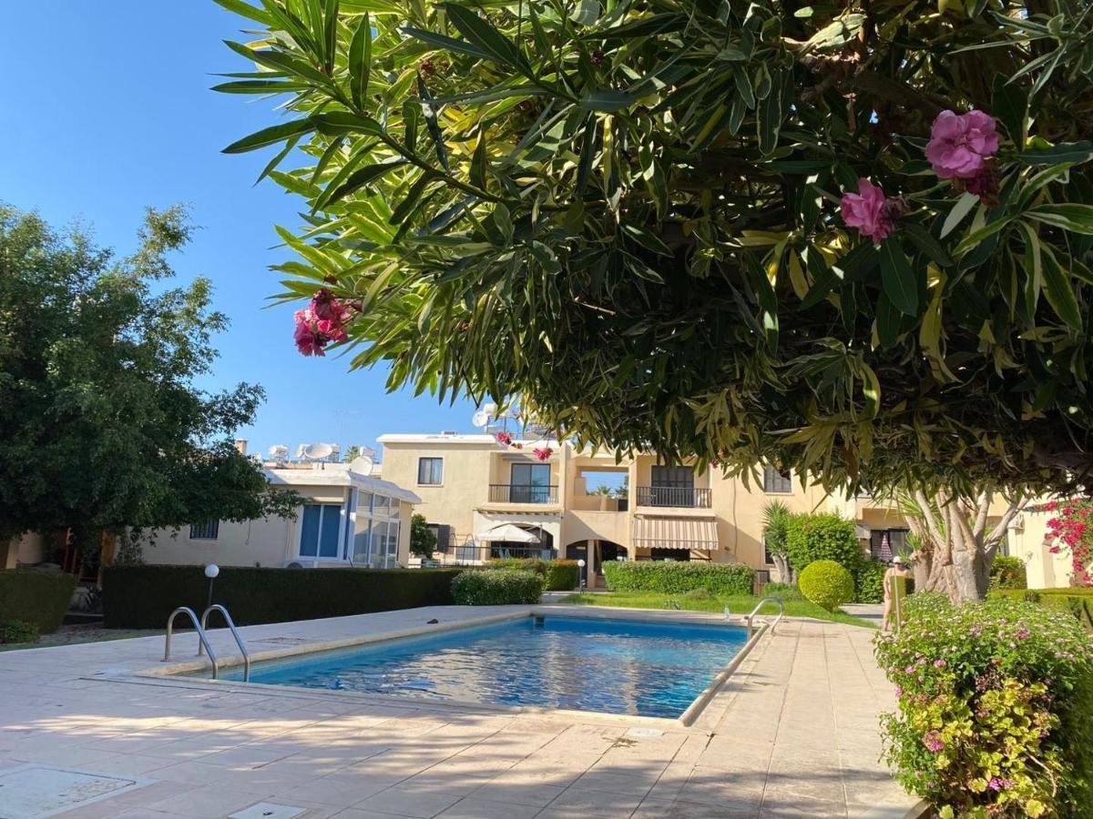 Seaside Private Garden Terrace Bbq And Pool Apartment *