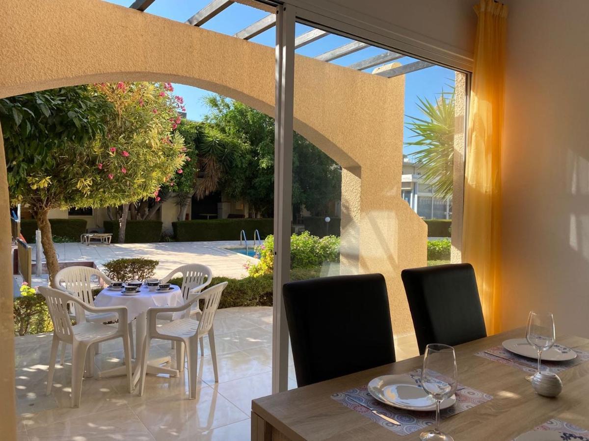 Seaside Private Garden Terrace Bbq And Pool Apartment *
