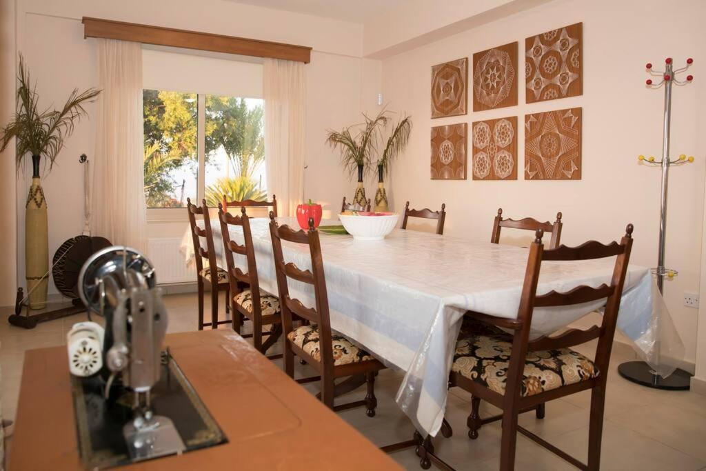 Mouttali * Paphos
