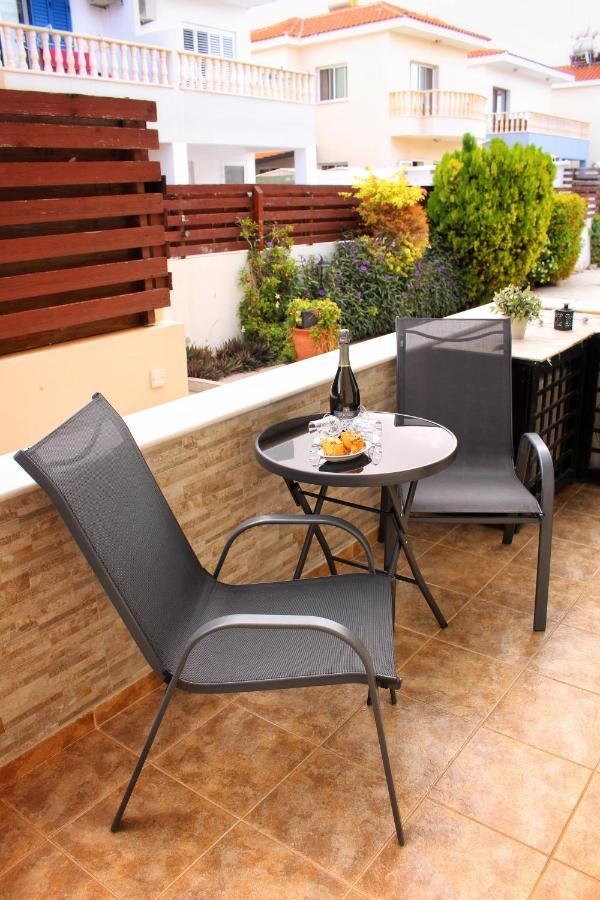 Apartment Cozy Poolside *
