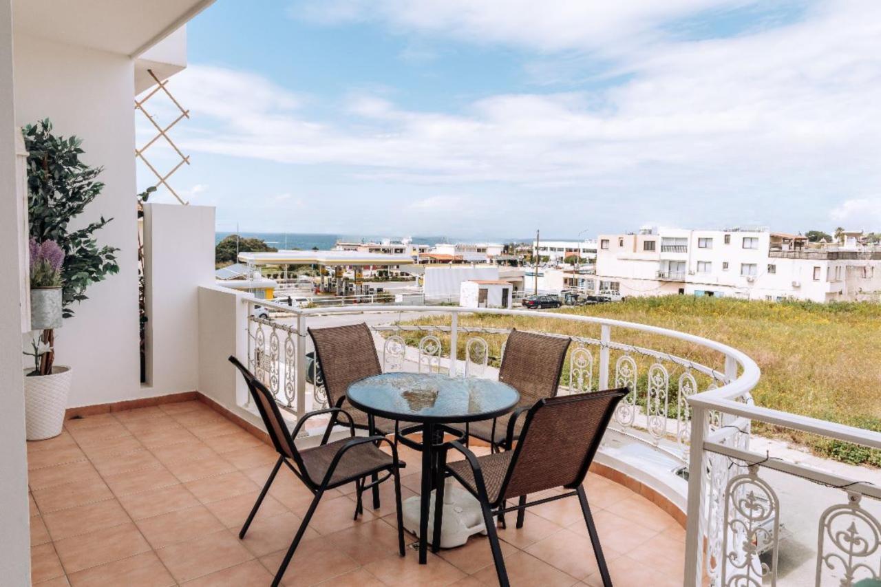 Apartment Phaedrus Living: Harmony Sea View *