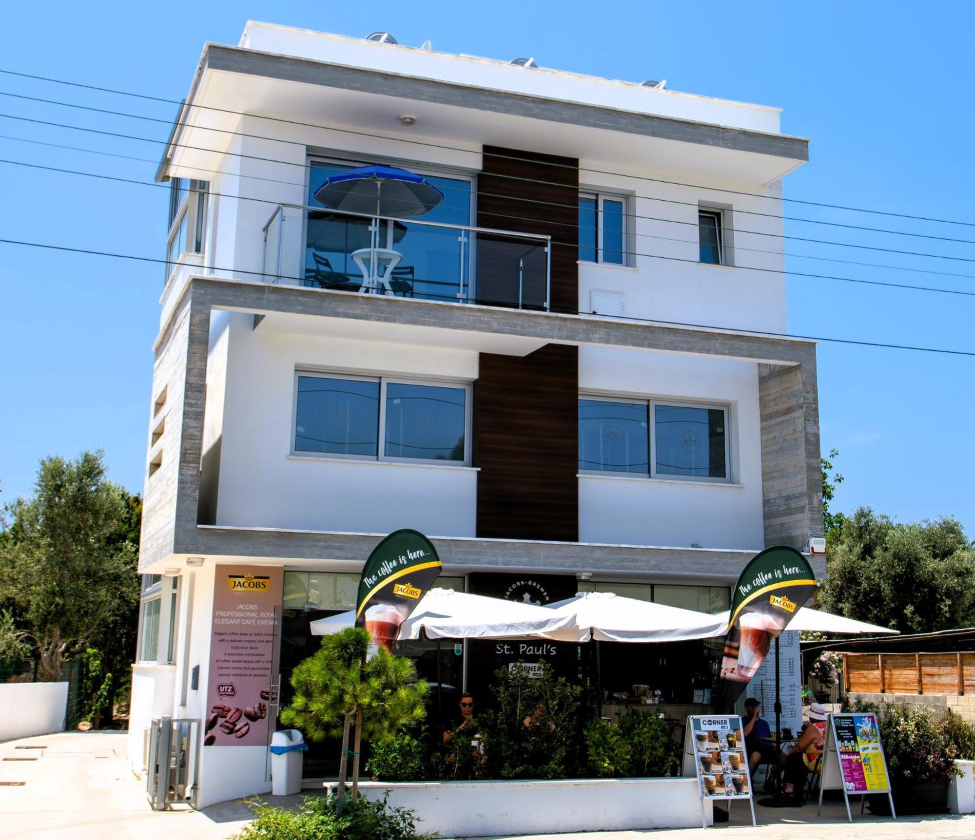 Dream- Downtown-studios Apartment Paphos