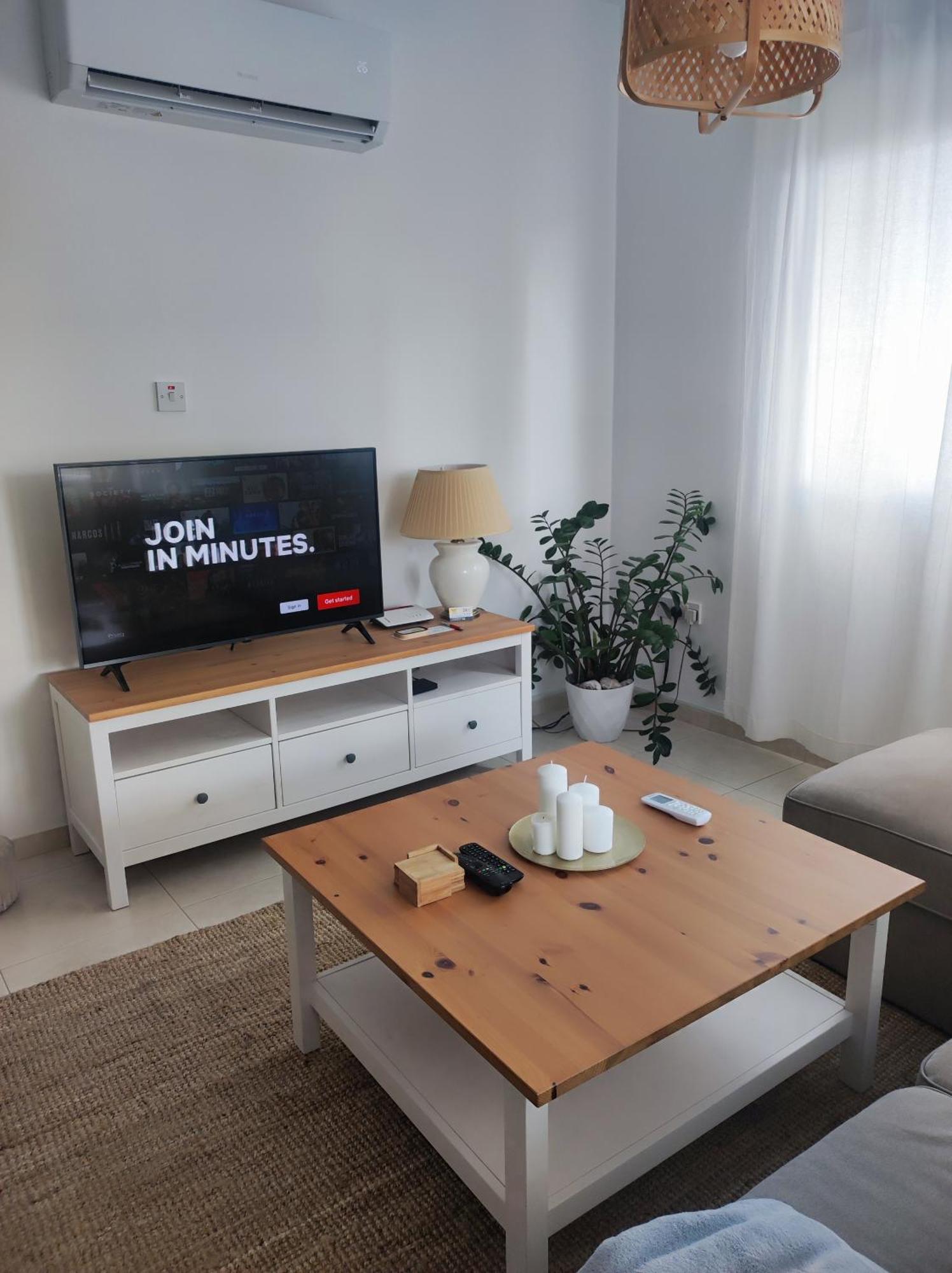 Marina Gardens Apartment
