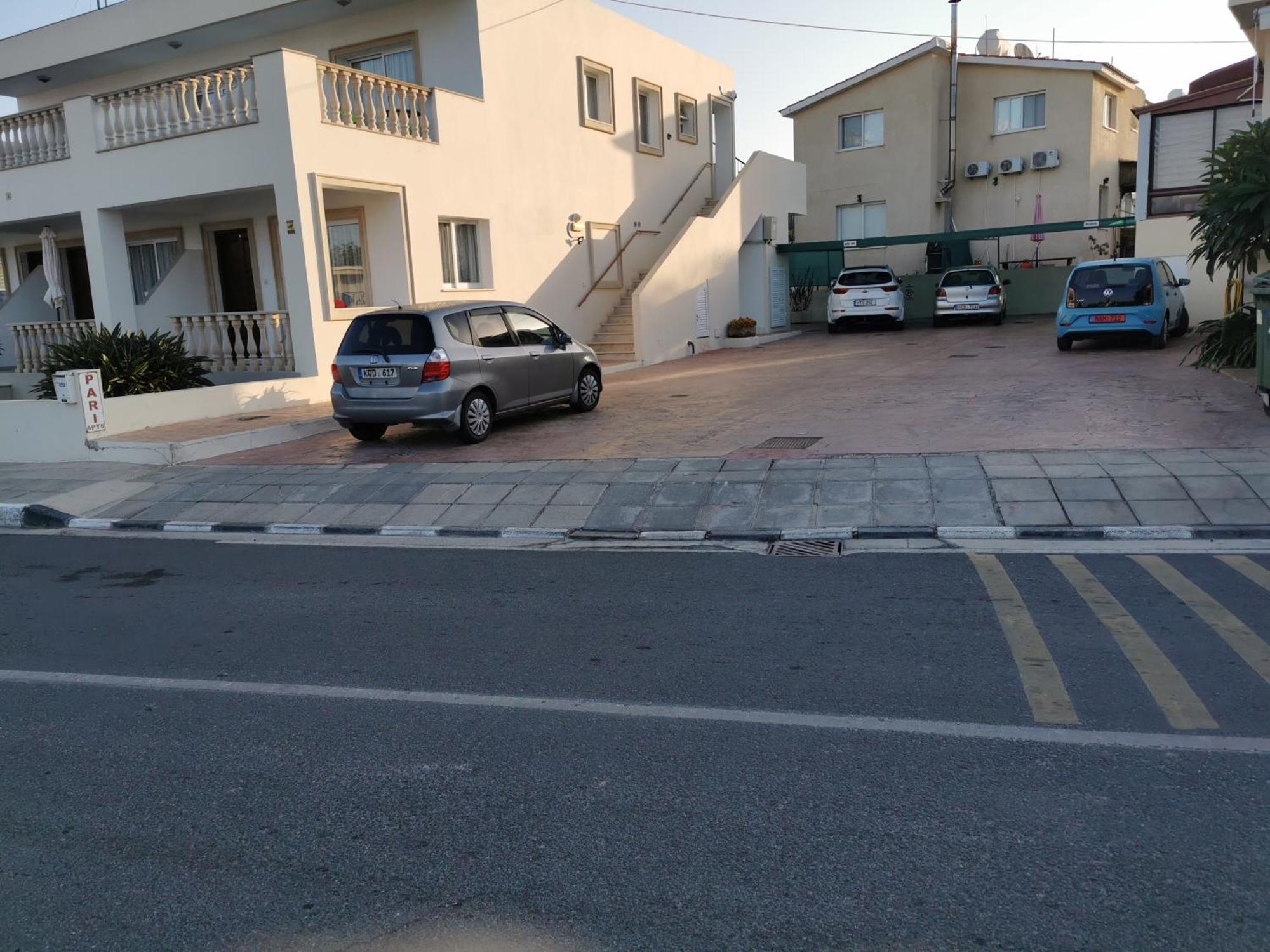 Apartment Pari