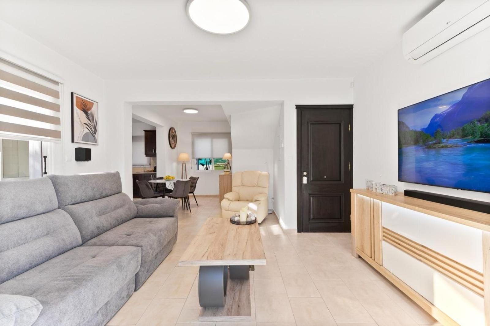 Kasandra Luxury 2 Bedroom Townhouse Apartment Paphos
