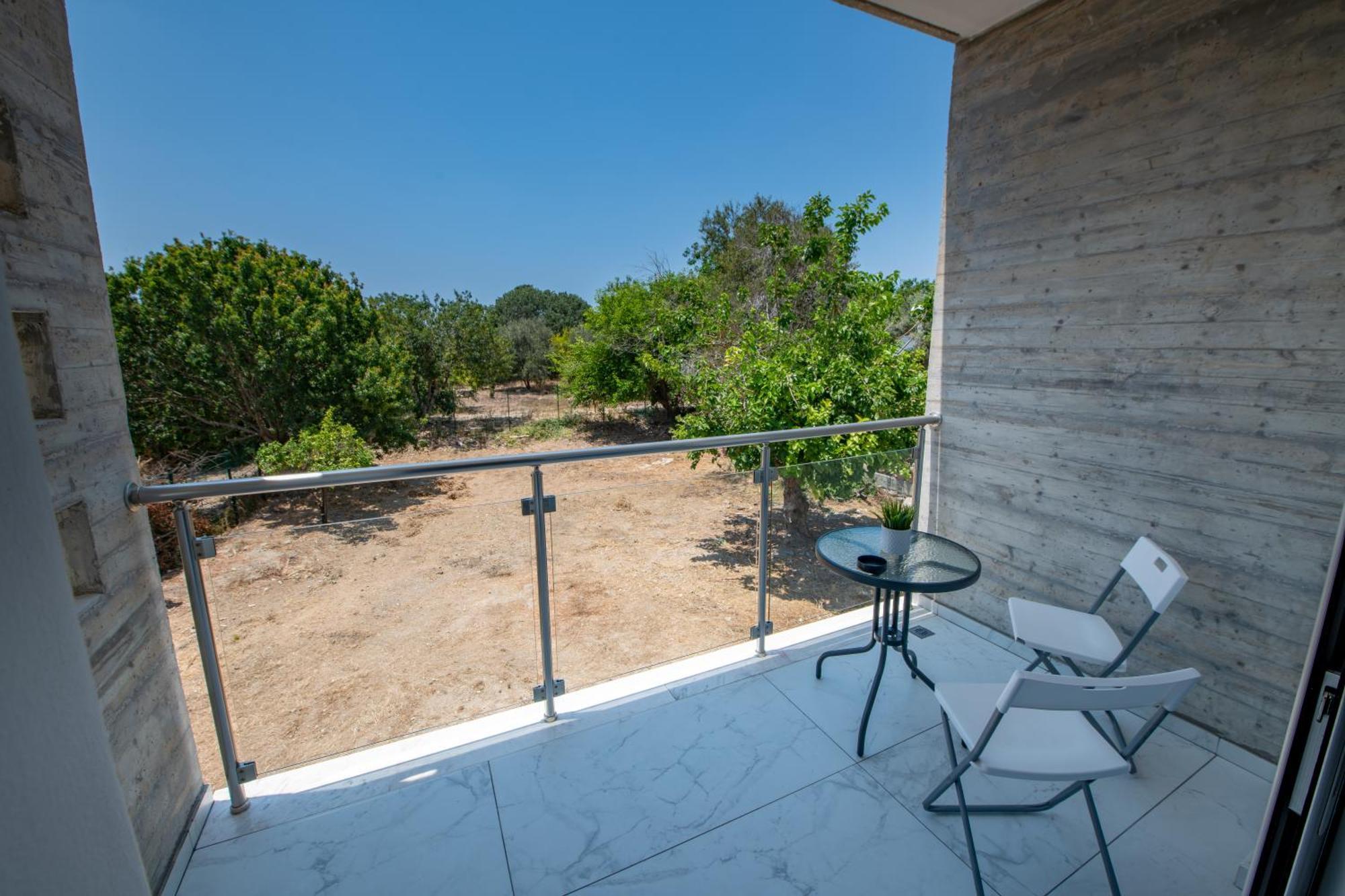 Dream- Downtown-studios Apartment Paphos