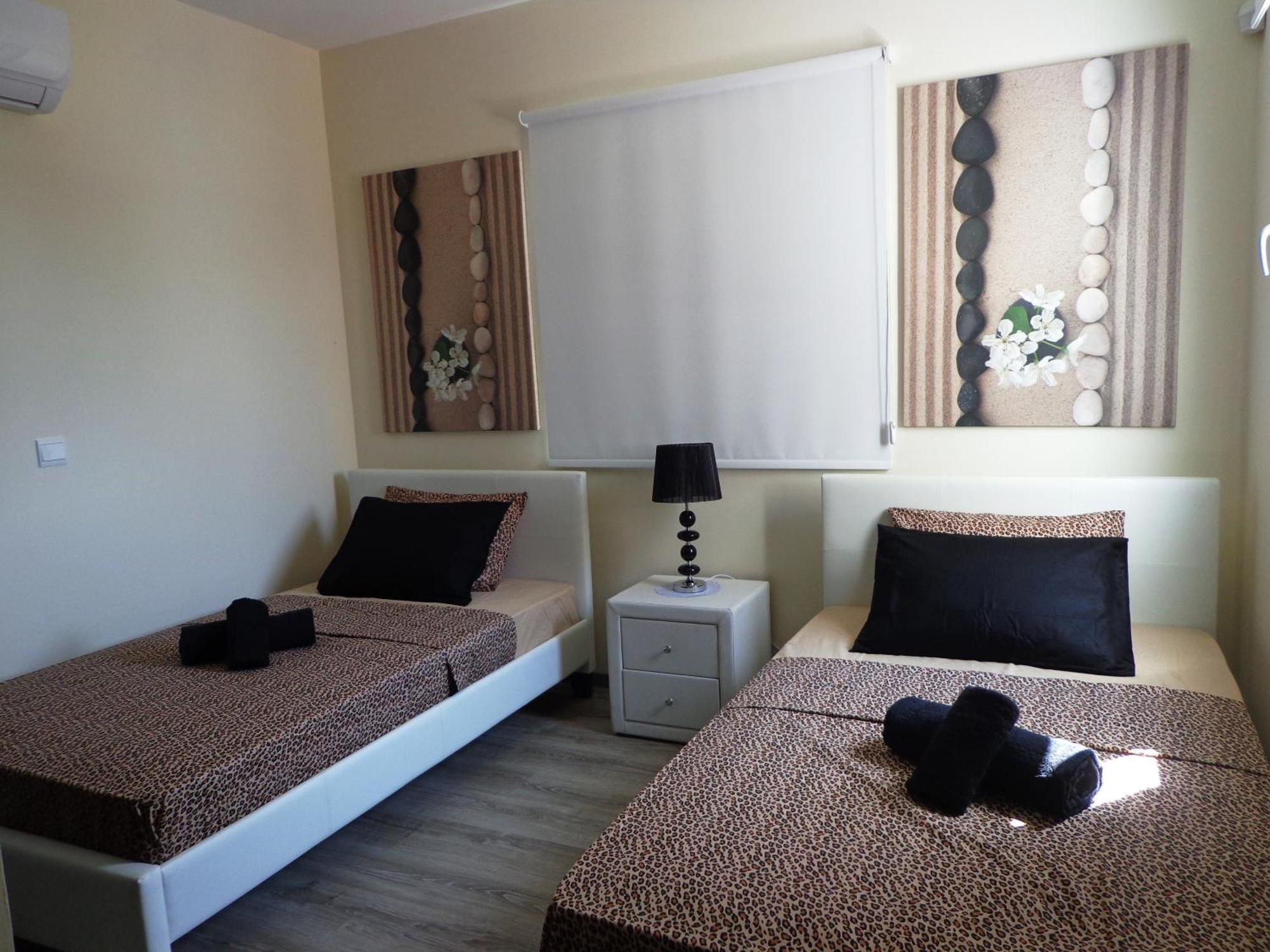 Kyma 3 Bed + Pool