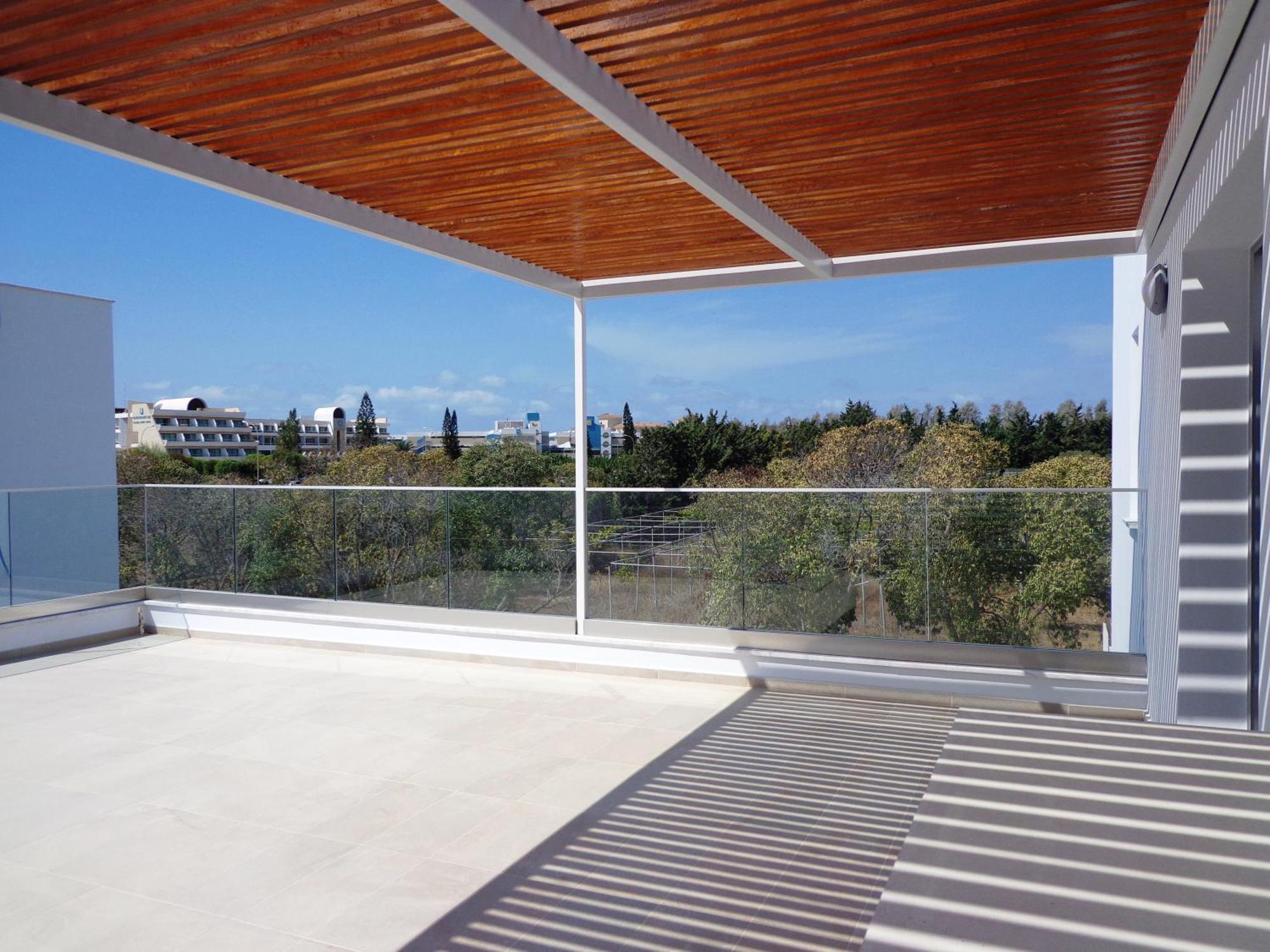 Kyma 3 Bed + Pool *