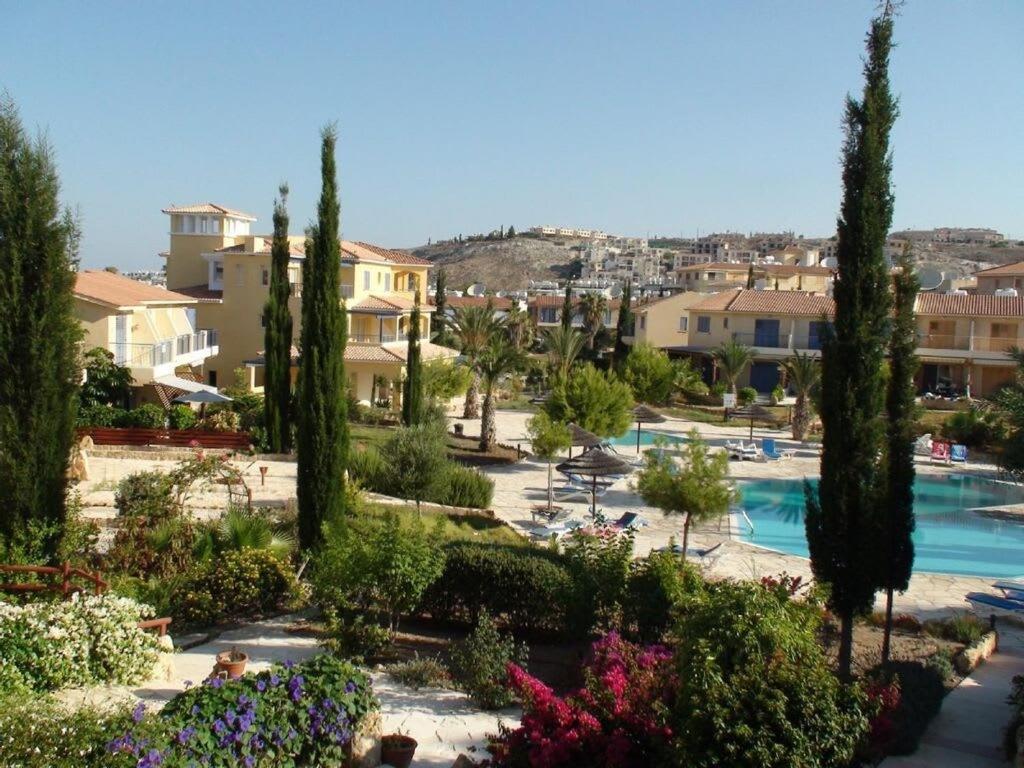 Apartment Regina Gardens - Spacious, 3 Bed, Ground Floor Unit With Large Patio Paphos