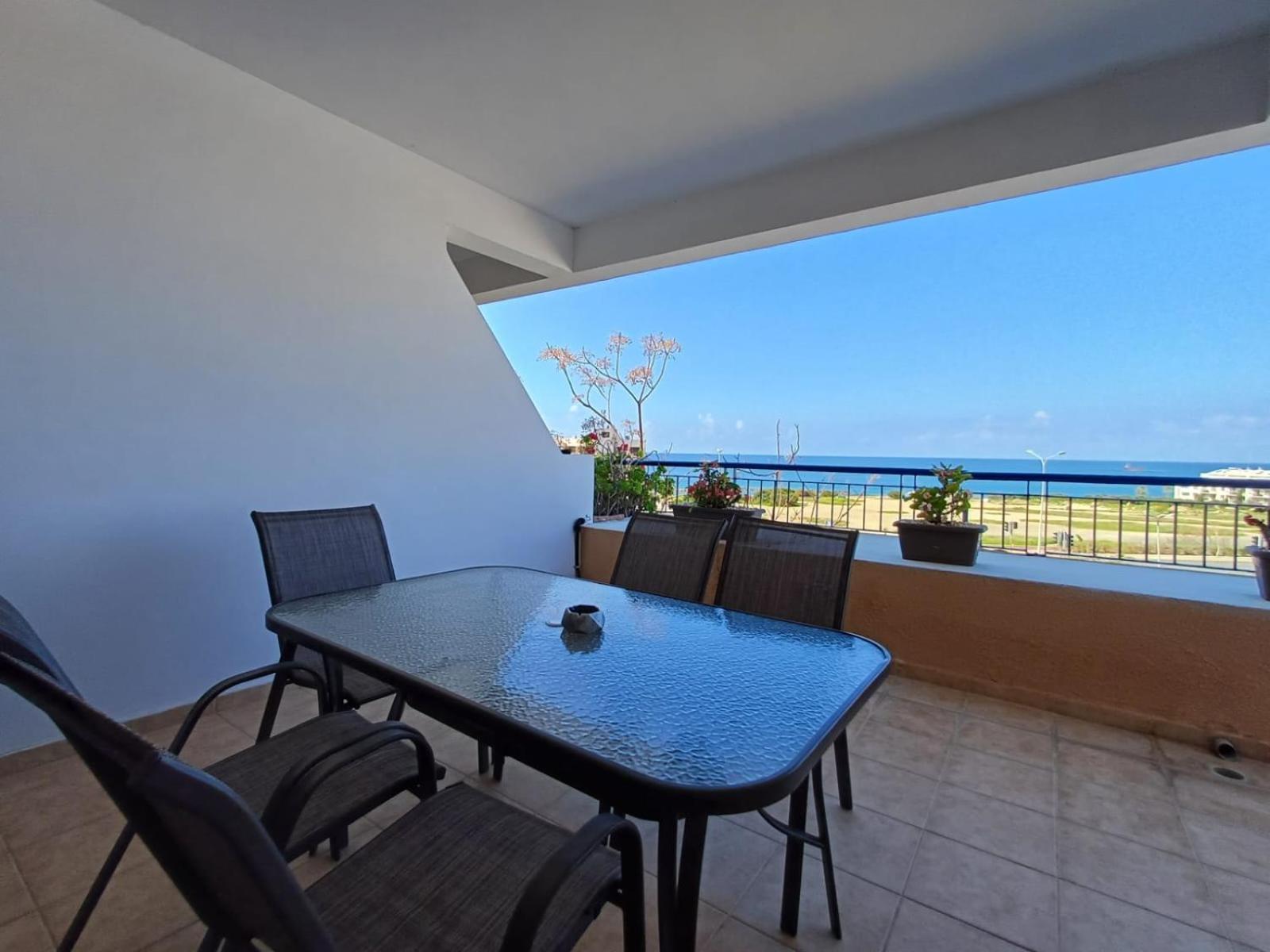 Kings Palace - Spacious 2-bed With Sea Views And Large Patio * Paphos