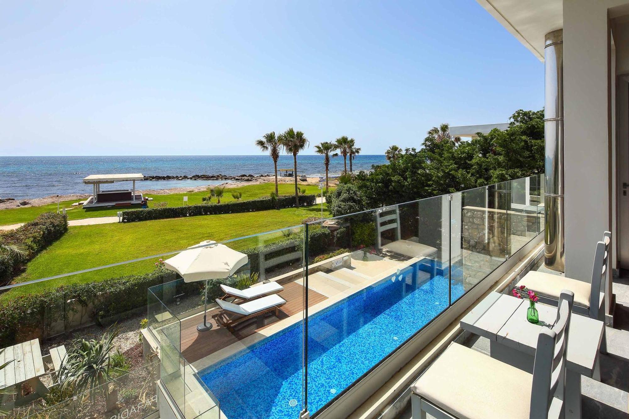Villa Cyan