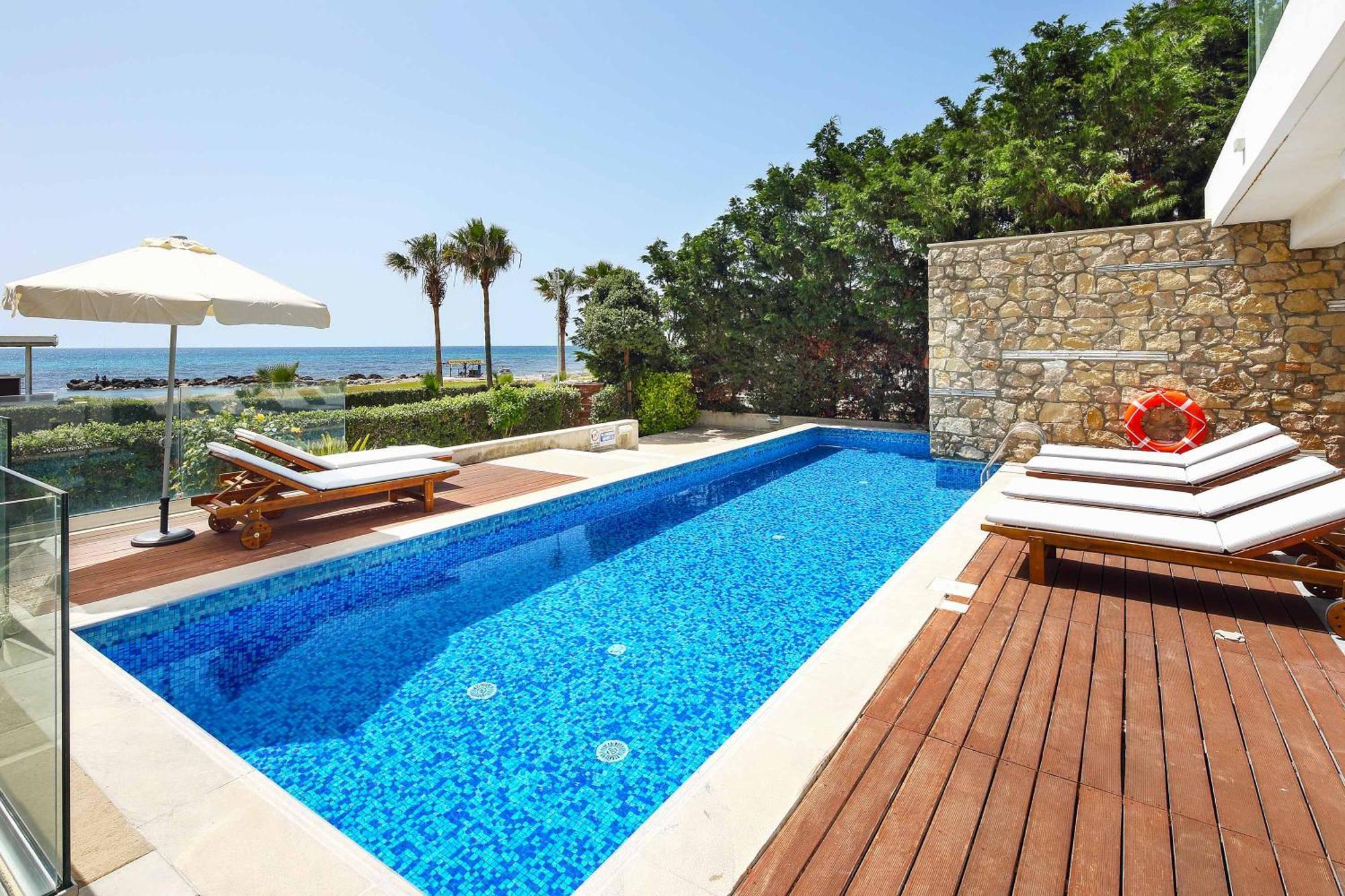 Villa Cyan *