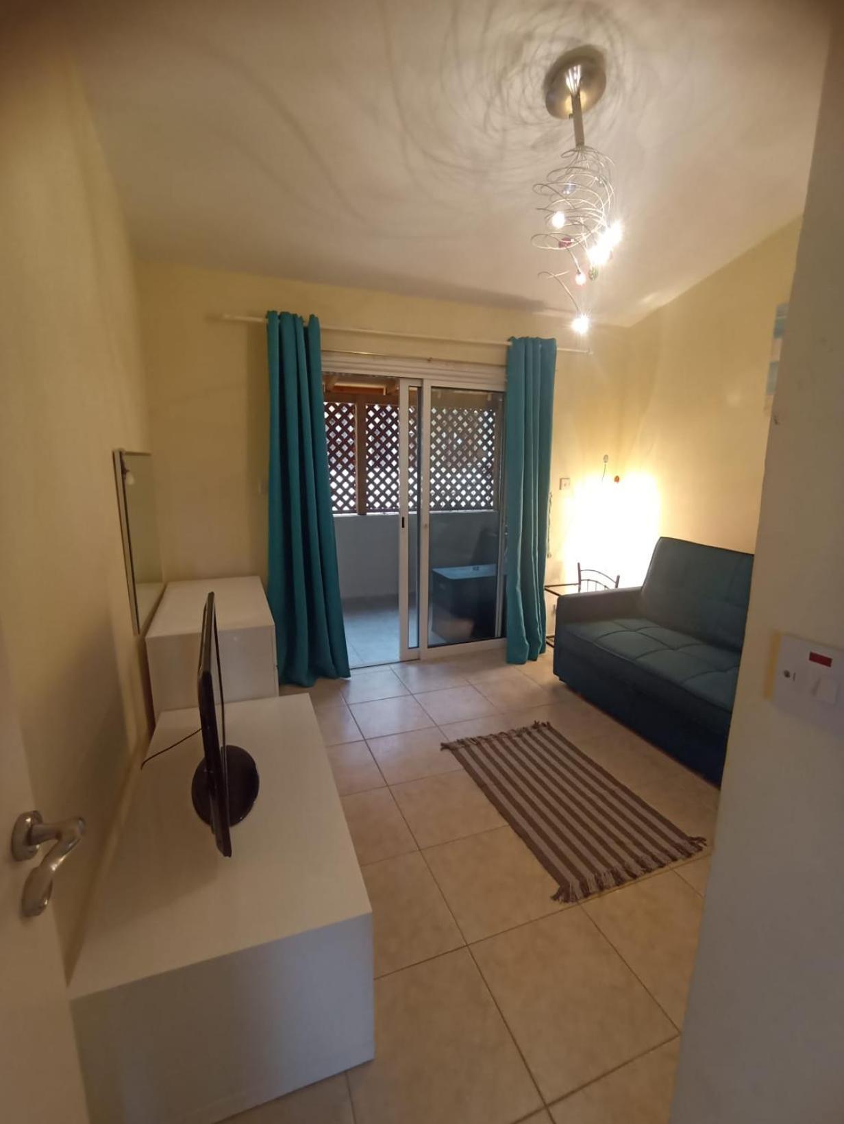 Cyprus Paradise Island Queens Gardens Apartment *