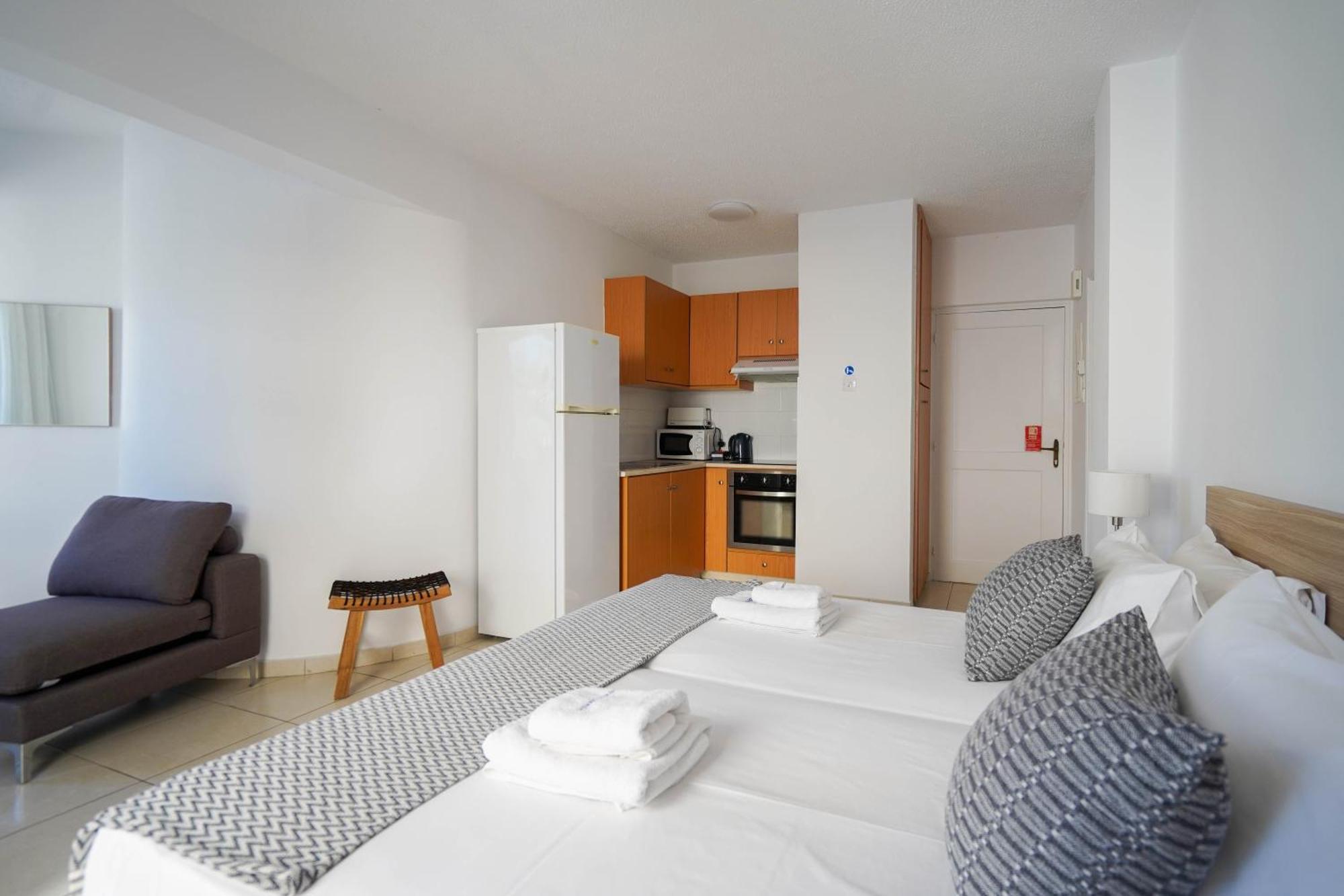 Basilica Aparthotel 3*
