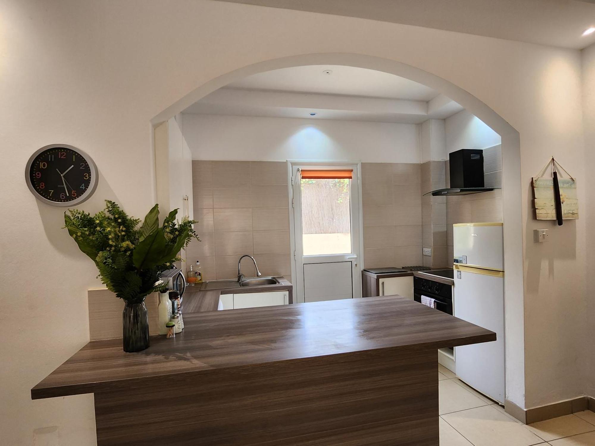 Seaside Private Garden Terrace Bbq And Pool * Paphos