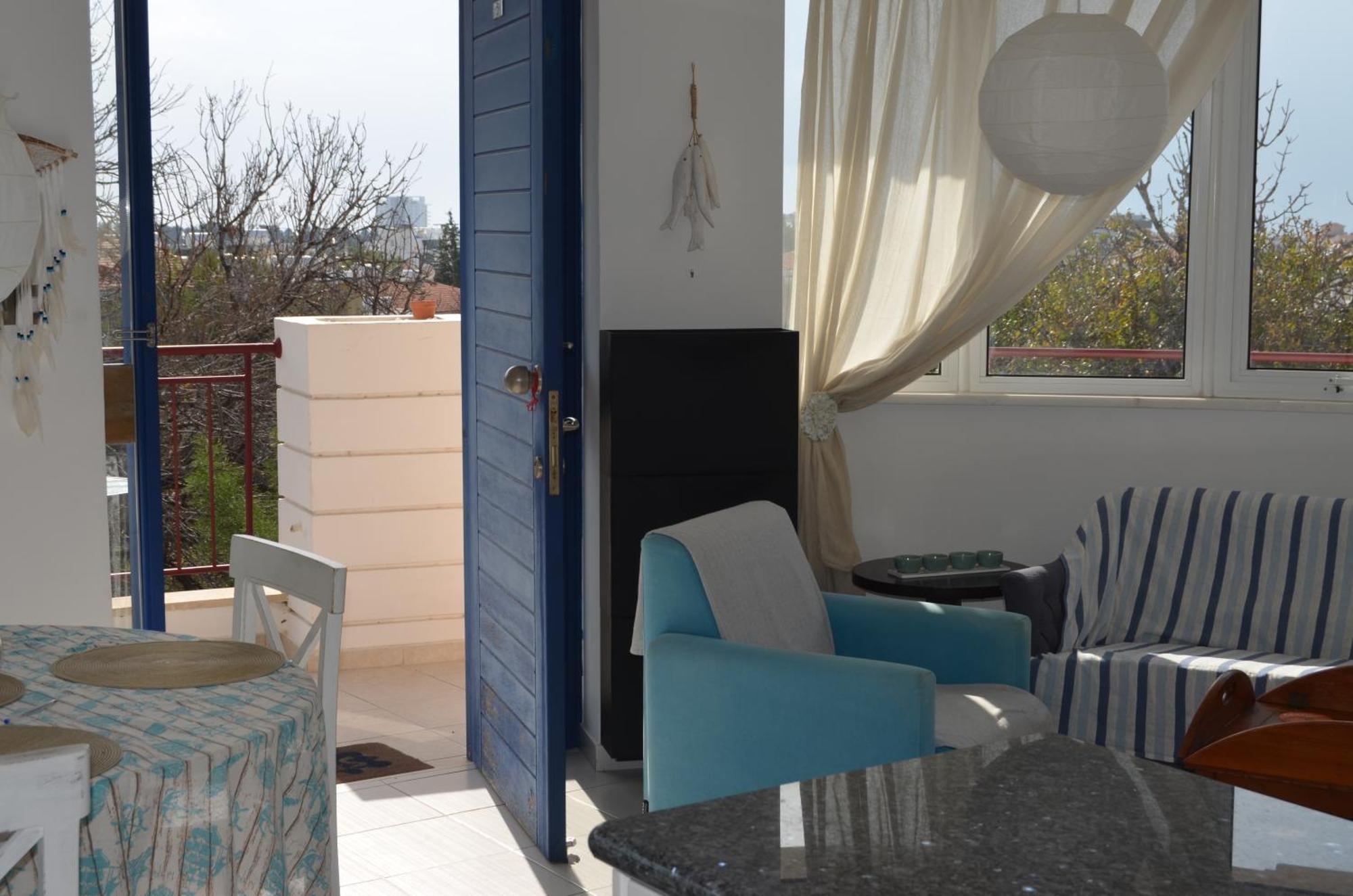 Mia's Cove Paphos