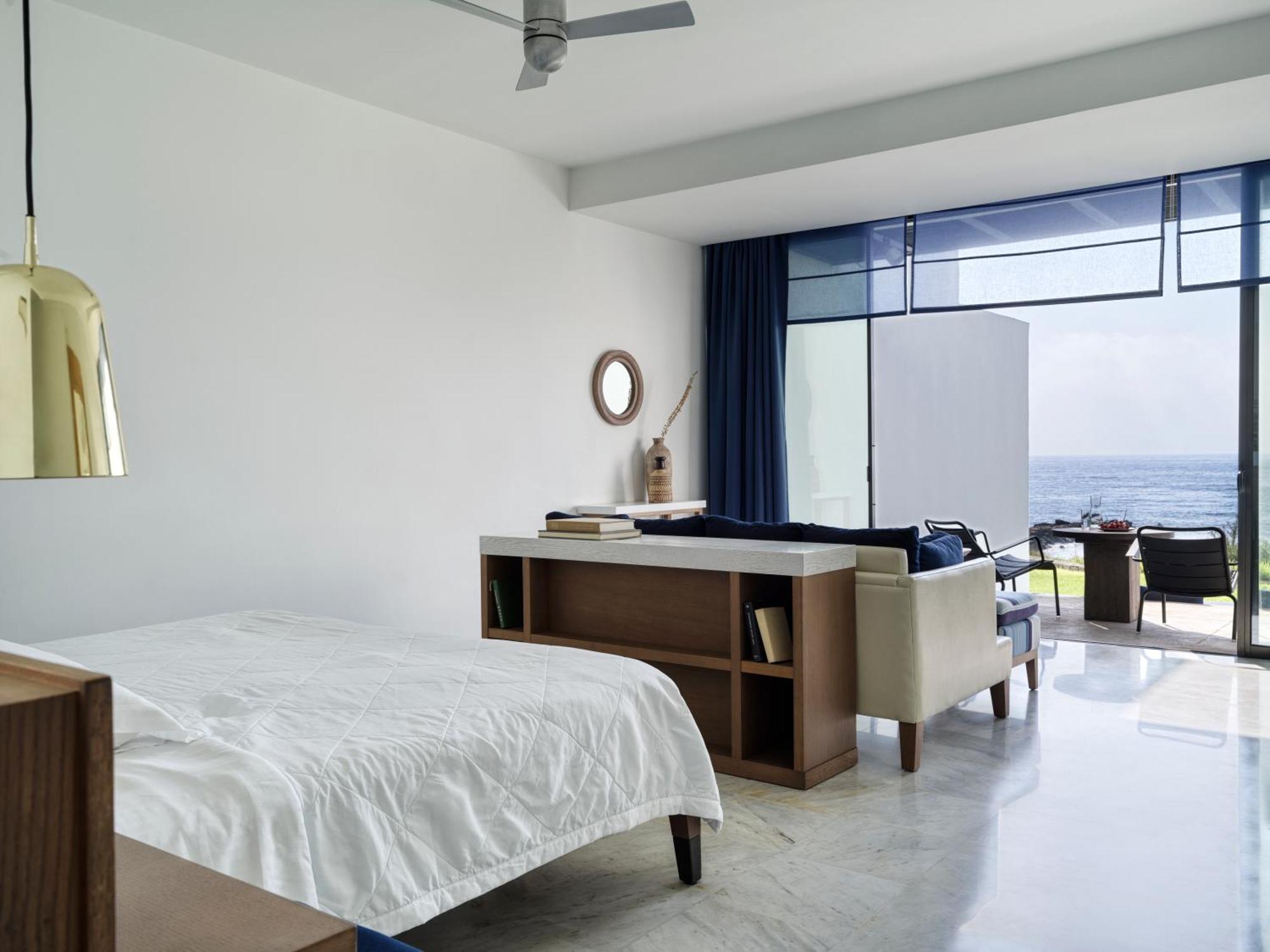 Almyra Hotel 5*