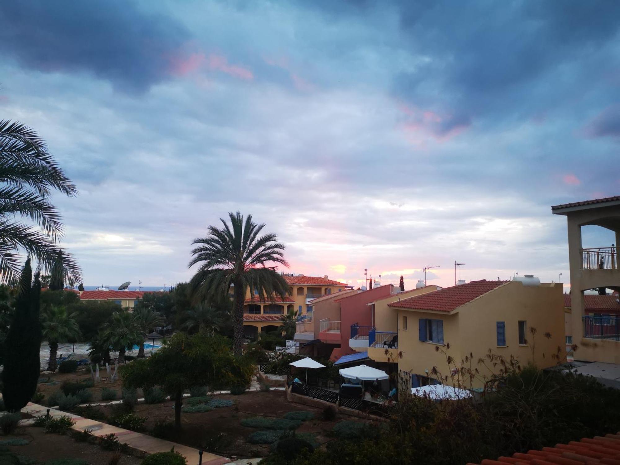103 Regina Gardens * Paphos