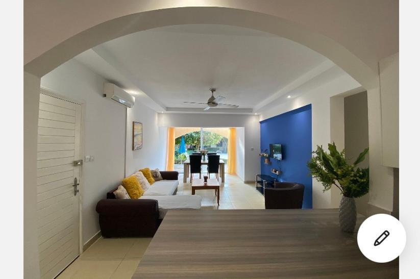 Apartment Seaside Private Garden Terrace Bbq And Pool Paphos