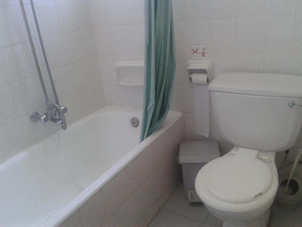 Lefki Tree Tourist Apartamento Paphos