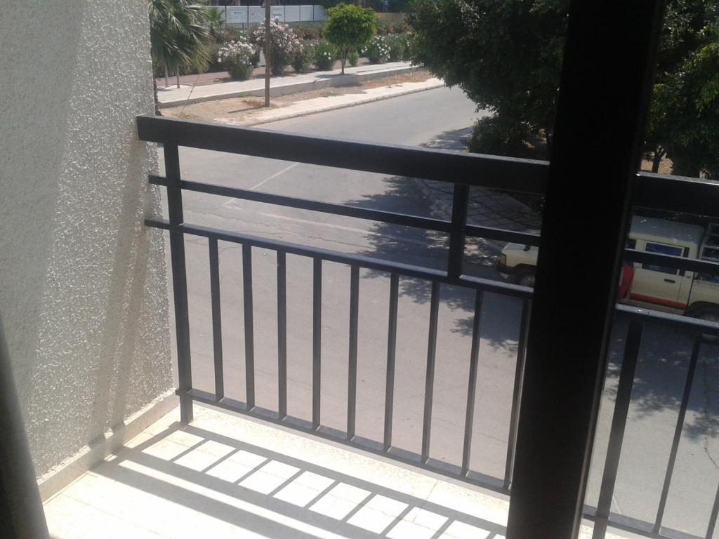 Lefki Tree Tourist Apartamento *