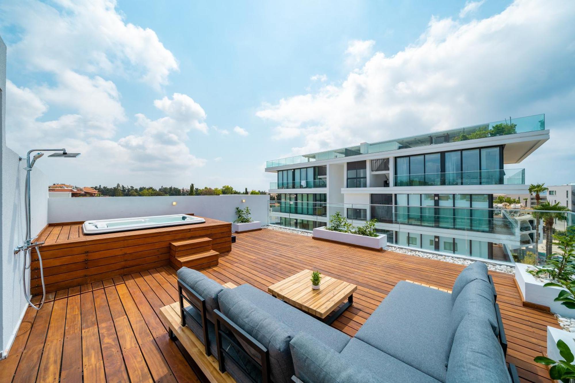 Silver Park Aparthotel *