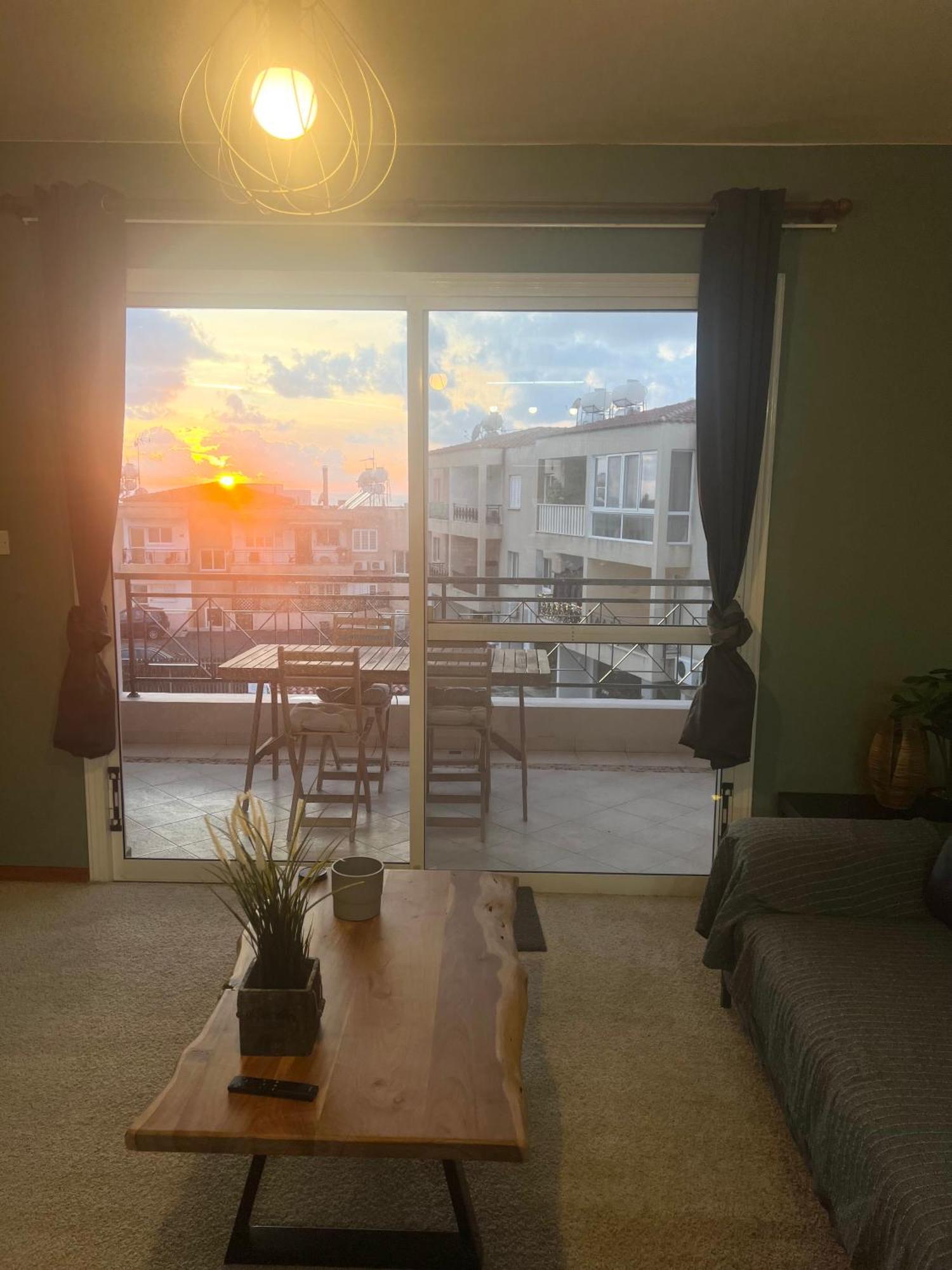 212 Apartment, A 2-bedroom Escape * Paphos