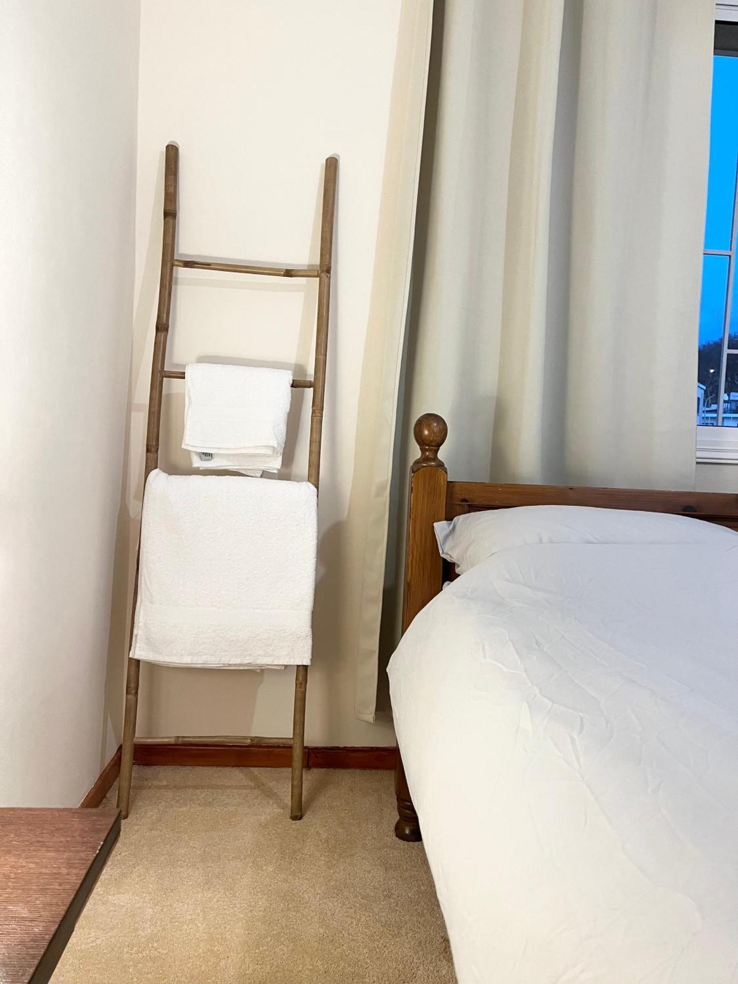 212 Apartment, A 2-bedroom Escape Apartment Paphos