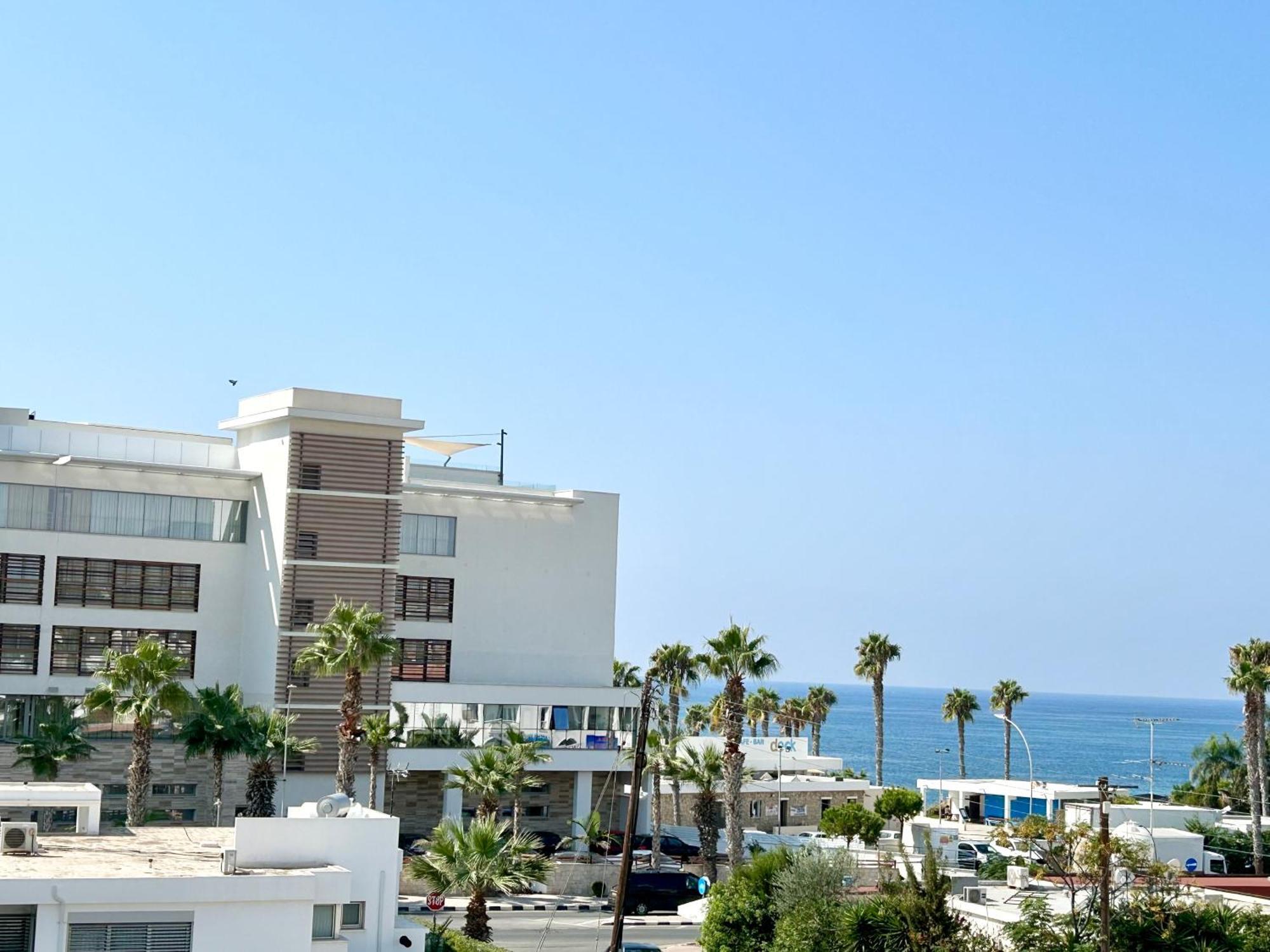 Sun Julz On The Paphos